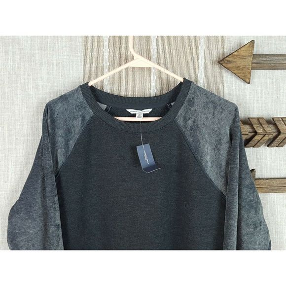 American Eagle Velvet Raglan Crew Neck Sweatshirt - Picture 3 of 8